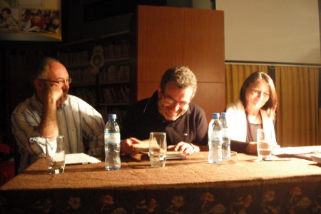 Lectura en Las Parejas, con Jorge Yakoncick y Raúl Feroglio